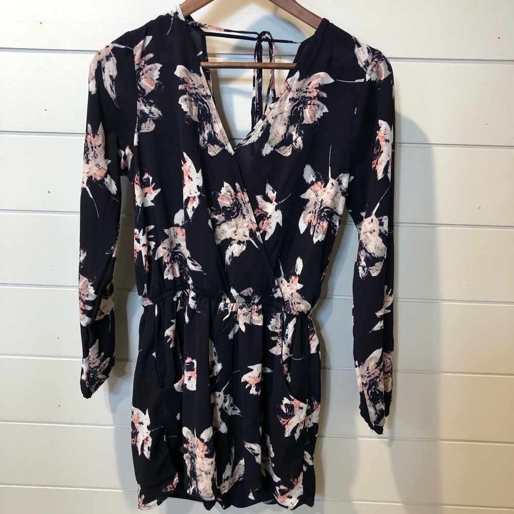 Navy & Floral Romper - Picture 2 of 5